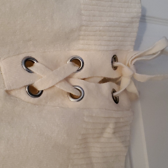 NWOT. Love&Legend cream sweater - Picture 2 of 4
